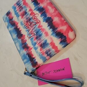 Betsy Johnson Printed Tie Dye DREAM BIG Pouch Make Up Bag